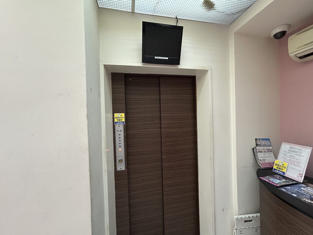 なんばカルチャービルのエレベーター